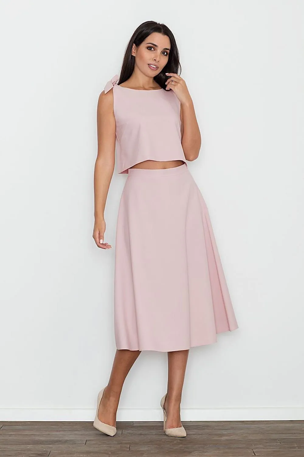 Elegant Bow-Embellished Skirt Ensemble in Figl Design