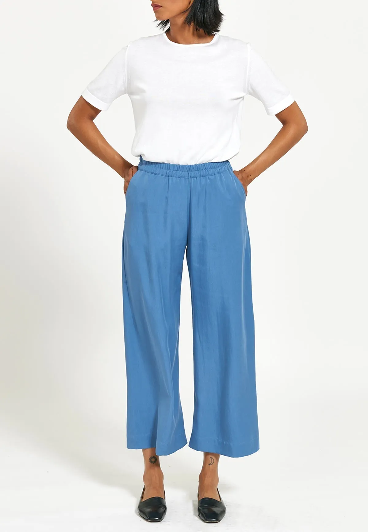 FLOWY TENCEL PANTS