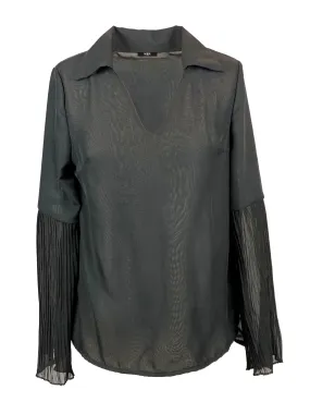 Petra  plissé v-neck blouse